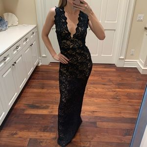 Nightcap Lace Maxidress